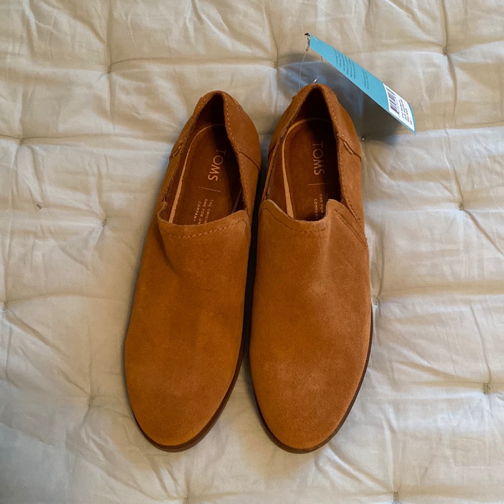 NWT TOMS Shaye Bootie Carmel Brown Suede Sz 7